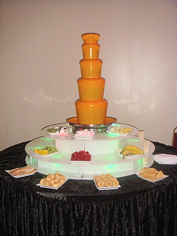 Large Chocolate Fountain Hire Package - Image 2